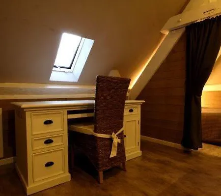 Le Domaine Des Papillons Konukevi *