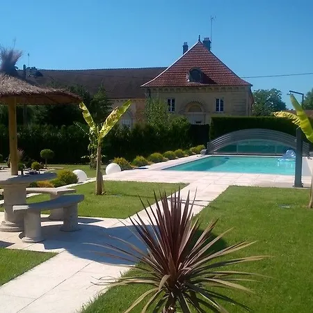 Konukevi Le Domaine Des Papillons Beaujeu-Saint-Vallier-et-Pierrejux